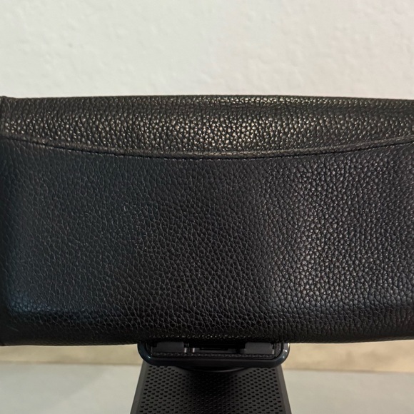 Tory Burch black pebble leather Wallet with Gold Signature T emblem - Picture 2 of 7